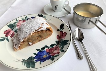 Apfelstrudel im Murauer Gasthof Hotel Lercher