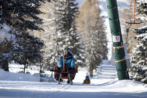 Der Schlittenlift beim Hotel Lercher in der Steiermark © Tom Lamm