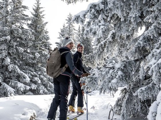 Freundinnen Tage im Winter